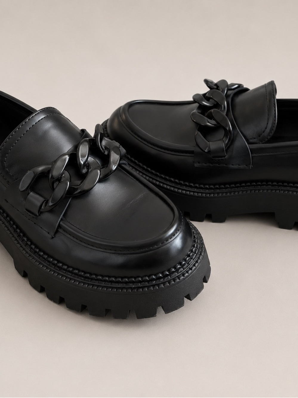 Steve Madden Chunky Chain Loafers – Women’s Size 7 – Never Worn - Picture 3 of 4